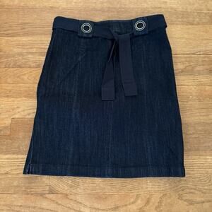 Ann Klein navy denim grommet loop knee length belted pencil skirt size 4
 b29